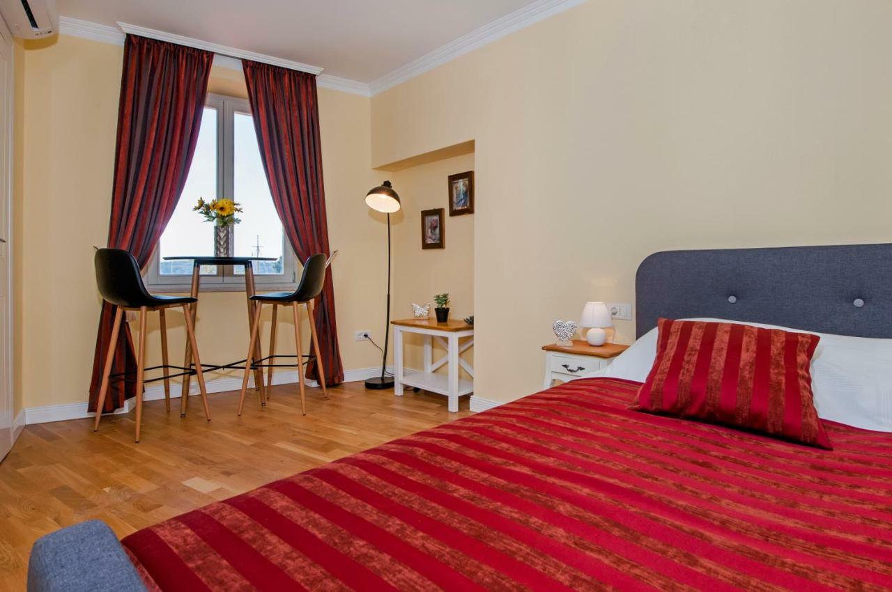 Adriatic Royal Sea View Apartment Rovinj Exterior foto